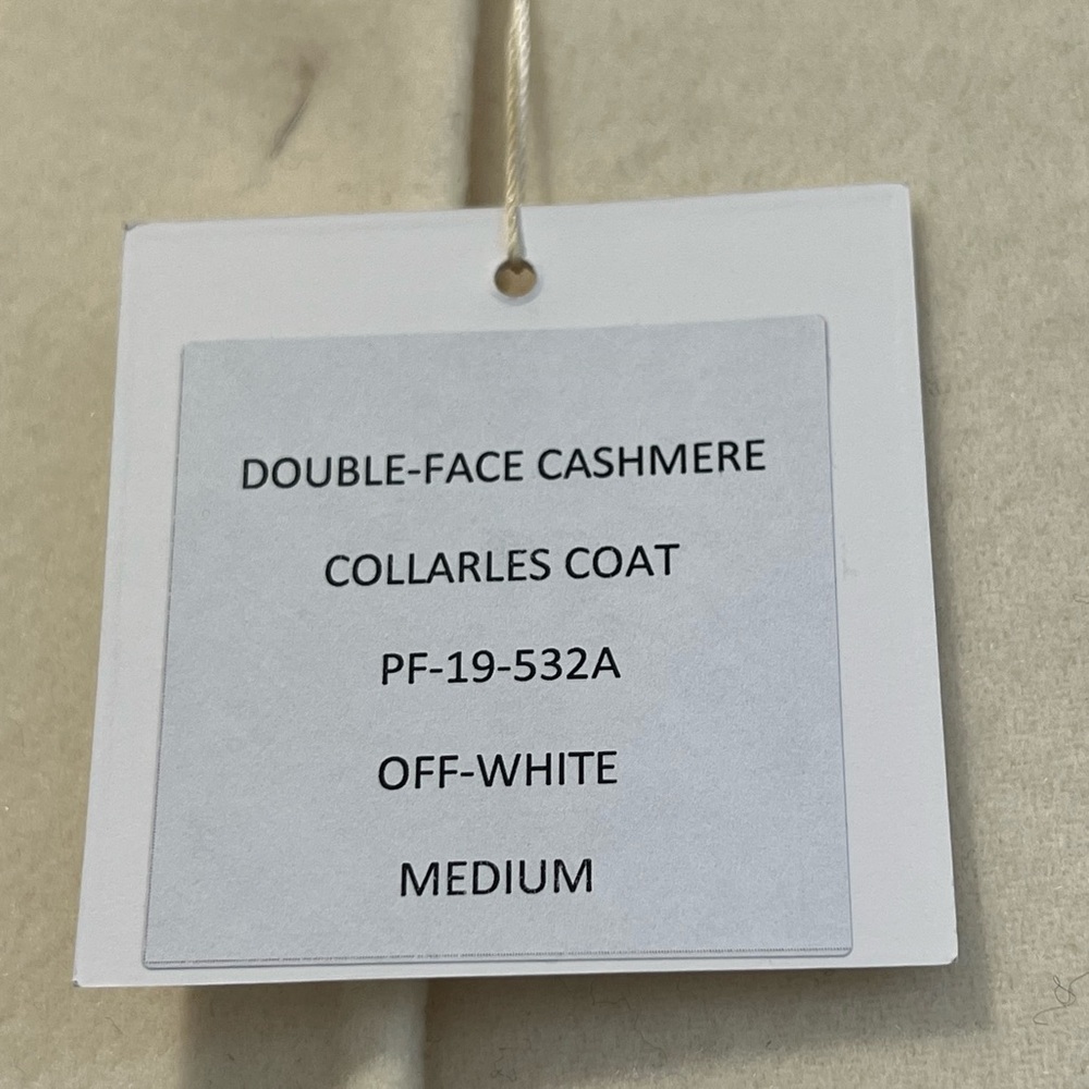 POLOGEORGIS**BURNETT***Cashmere Ivory Coat***Med. $1180 - Picture 4 of 4
